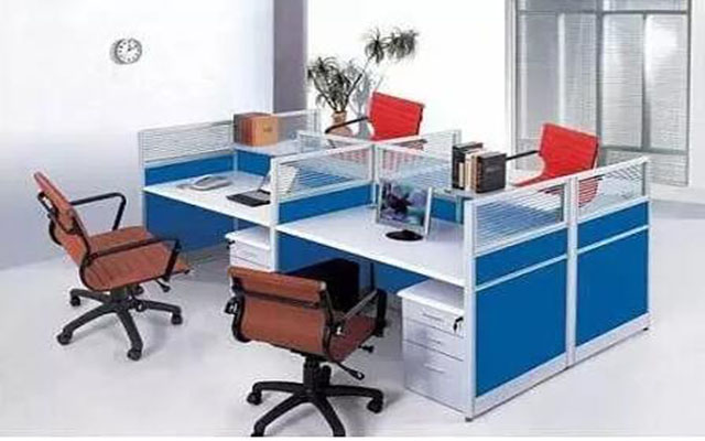 辦公室裝修設(shè)計(jì)之隔斷類(lèi)型及注意事項(xiàng)