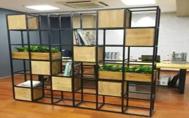 辦公室裝修設(shè)計(jì)之隔斷類(lèi)型及注意事項(xiàng)